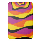 Ebb and Flow 4 – ブラック、ピンク、オレンジ、イエロー バスマット (正面縦)