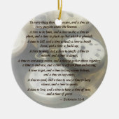 Ecc 3 1-8シーズンがあるすべてのものに セラミックオーナメント (正面)