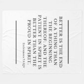 Ecclesiastes 7:8バイブル聖句引用文KJV フリースブランケット (正面(横))