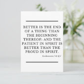 Ecclesiastes 7:8 KJVバイブルVerse Flat Greeting カード (スタンド正面)