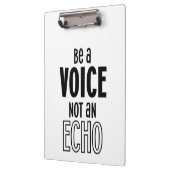 ECHOアクリルのクリップボードではないVOICE クリップボード (左)
