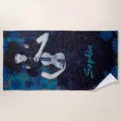 Echoes of Silence: A Violin’s Song of Healing ビーチタオル (正面)