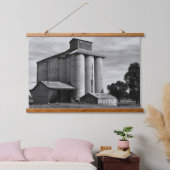 Echoes of the Harvest 吊り下げ型タペストリー (寝室)