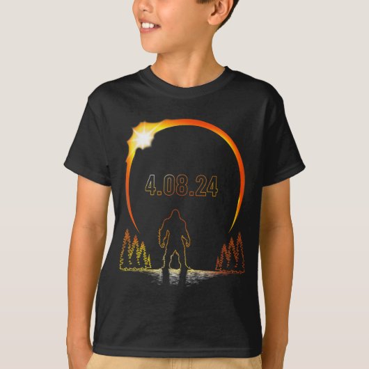 Eclipse太陽のサスカッチ全体2024 Eclipse Tシャツ (正面)