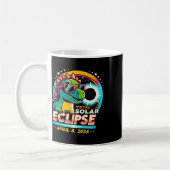 Eclipse 太陽の 2024 Tレックス着用ガ太陽のラス コーヒーマグカップ (左)