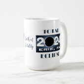 Eclipse Erie PA 2024全体のパス コーヒーマグカップ (正面右)