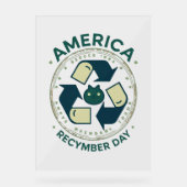 Eco Warrior Recycle Day Shirt アクリルサイン (正面)