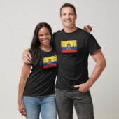 Ecuador Soccer Field Country Flag Ecuadorian Pride Tシャツ (ユニセックス)