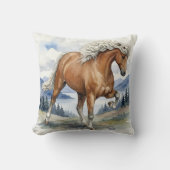 Edda Silver bay Icelandic Horse in the Mountains S クッション (正面)