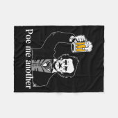 Edgar Allan E Me Another Raven Nevermore Gothic Gi フリースブランケット (正面(横))