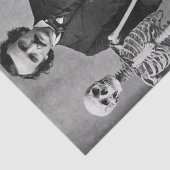 Edgar Allan Poeスケルトンのハロウィーンアートを保持 薄葉紙 (詳細)