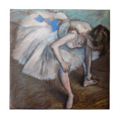 Edgar Degas – 着席ダンサー タイル (正面)