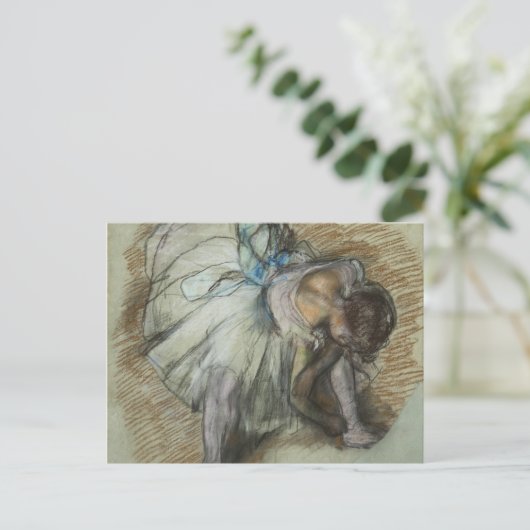 Edgar Degas - Dancer Adjusting Her Shoe ポストカード (スタンド正面)