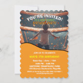 Editable Trampoline Birthday Invitation  招待状 (正面)