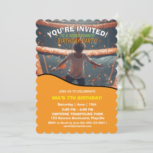 Editable Trampoline Birthday Invitation  招待状 (スタンド正面)