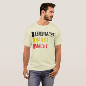 Eendracht Maakt Machtベルギーのモットティー Tシャツ (正面フル)
