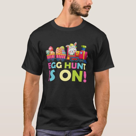 Egg Hunt Is On Tractor Easter Bunny Eggs Boys Kids Tシャツ (正面)