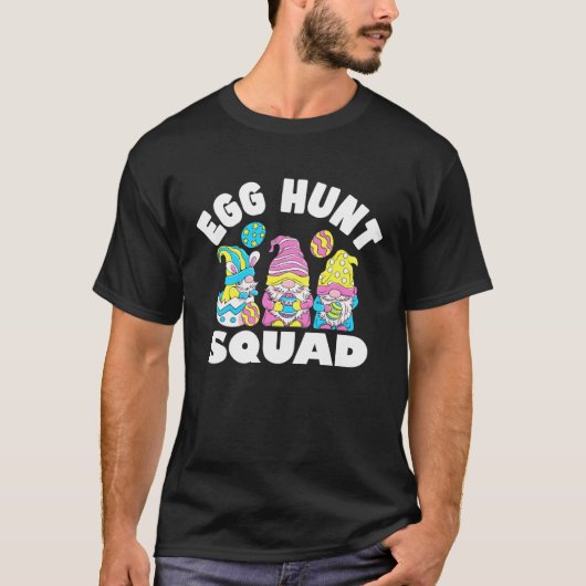 Egg Hunt Squad Gnomes Easter Day Bunny Tシャツ (正面)