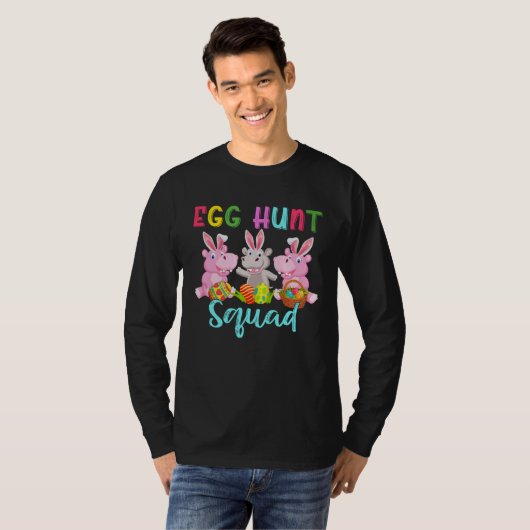 Egg Hunt Squad Three Easter Bunny Hippos Hunting E Tシャツ (正面フル)