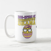 Egg-spert At Unnecessary Drama Funny Retro Easter  コーヒーマグカップ (左)