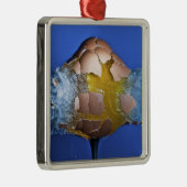 Eggceptional メタルオーナメント (右)