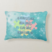 Egyedinek születtem – kedves zsiráfos design アクセントクッション (裏面)