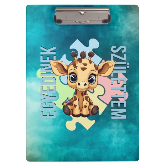Egyedinek születtem – kedves zsiráfos design クリップボード (正面)