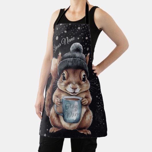 Eichhörnchen mit Tasse und Schnee „Stay Warm“ エプロン (インサイチュ)