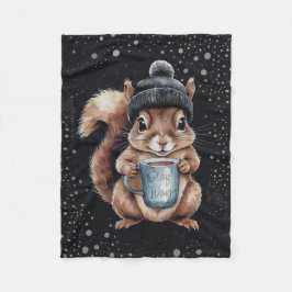 Eichhörnchen mit Tasse und Schnee „Stay Warm“ フリースブランケット