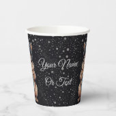 Eichhörnchen mit Tasse und Schnee „Stay Warm“ 紙コップ (左)