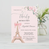 Eiffel Tower Pink Bow Flowers 30th Birthday 招待状 (スタンド正面)