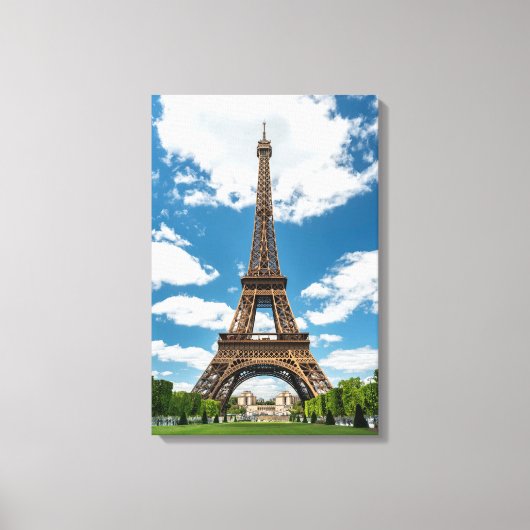 Eiffel Tower View from Champ de Mars Public Park キャンバスプリント (正面)