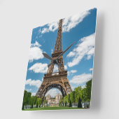 Eiffel Tower View from Champ de Mars Public Park スクエア壁時計 (傾斜)