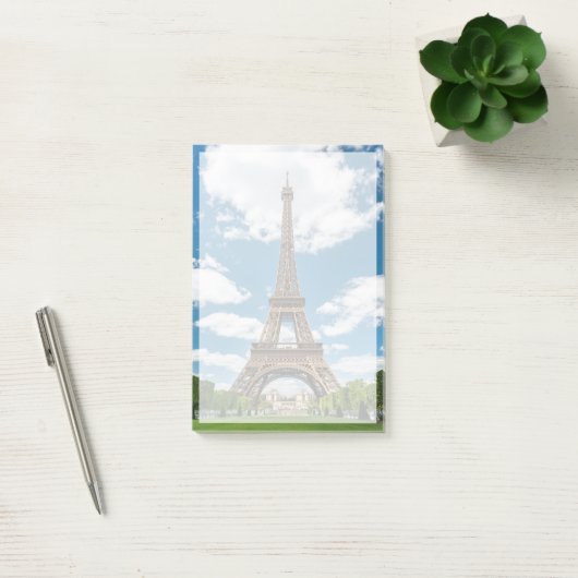 Eiffel Tower View from Champ de Mars Public Park ポストイット (オフィス)