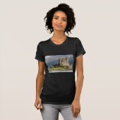Eilean Donanの城、スコットランド、イギリス2 Tシャツ (正面フル)