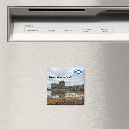 Eilean Donan Castle, Loch Duich - Scotland, UK マグネット (インサイチュ (食洗機))