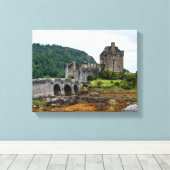 Eilian Donan Castle, Loch Duich – スコットランド，英国 キャンバスプリント (インサイチュ (ウッドフロア))