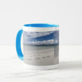 Eilogarryのビーチで書かれる幸せな休日 マグカップ (正面左)