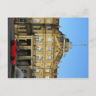 Ein roter Luxus Sportwagen aus Maranello ポストカード