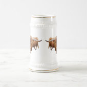 Ein schottisches Hochlandrind ビールジョッキ (中央)