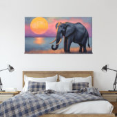Einsamer Elefant am majestätischen Sonnenuntergang キャンバスプリント (インサイチュ (寝室))