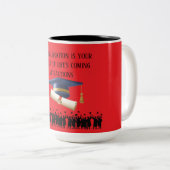 Einstein's graduation motto bright red ツートーンマグカップ (正面右)