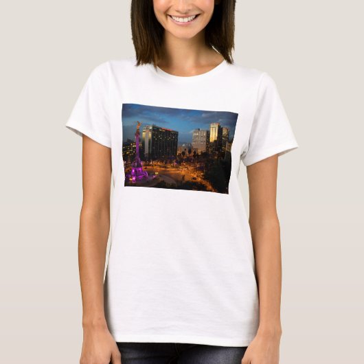 El Angel De Independenciaのメキシコ陸標 Tシャツ (正面)