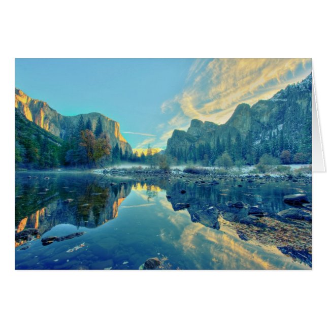 El Capitanおよび3人の兄弟の反射 (正面横)