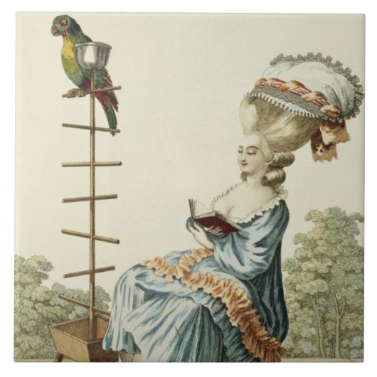 elaboraの日の服の若い女性の読書 タイル (正面)