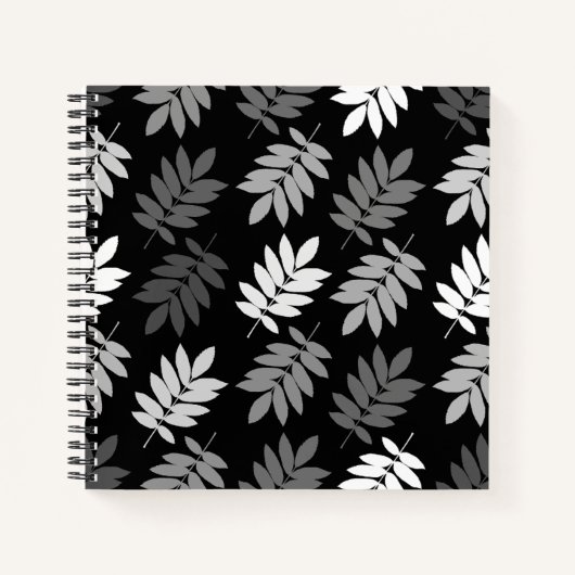 Elder Leaf Pattern Black White Grey ノートブック (正面)