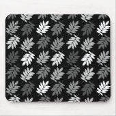 Elder Leaf Pattern Black White Grey マウスパッド (正面)