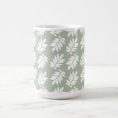 Elder Leaf Pattern White on Green コーヒーマグカップ (中央)