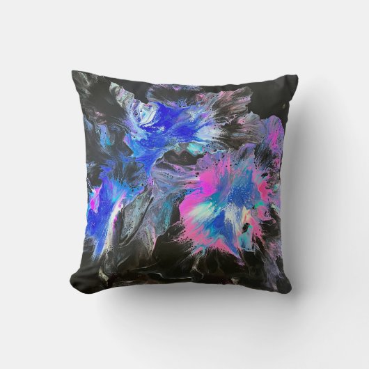 Electric Bloom Abstract Throw Pillow クッション (正面)