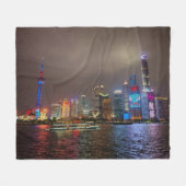Electric Dreams - Futuristic Shanghai Skyline, A C フリースブランケット (正面(横))